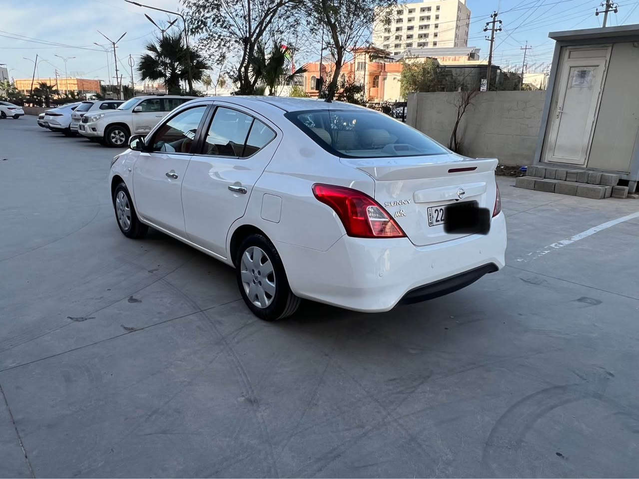 نيسان سةنى - هيندى
موديل 2023
75 هةزار رويشتووه
گير / مةكينه / تةحويل / غرامه / بةشةرت
بةناوى خومه
دوو پارچه بوياغ - بى ليدران 
تةزرةى نييه 
سةنةوى نوييه - 2030
هةزةى نوييه - 10 - 2026
كامل جوانكارى بو كراوه
تاخم تايةى نويى لةسةره
250 مةسروفى تيدانييه
شوين / هةولير 
*********** أربيل, العراق
