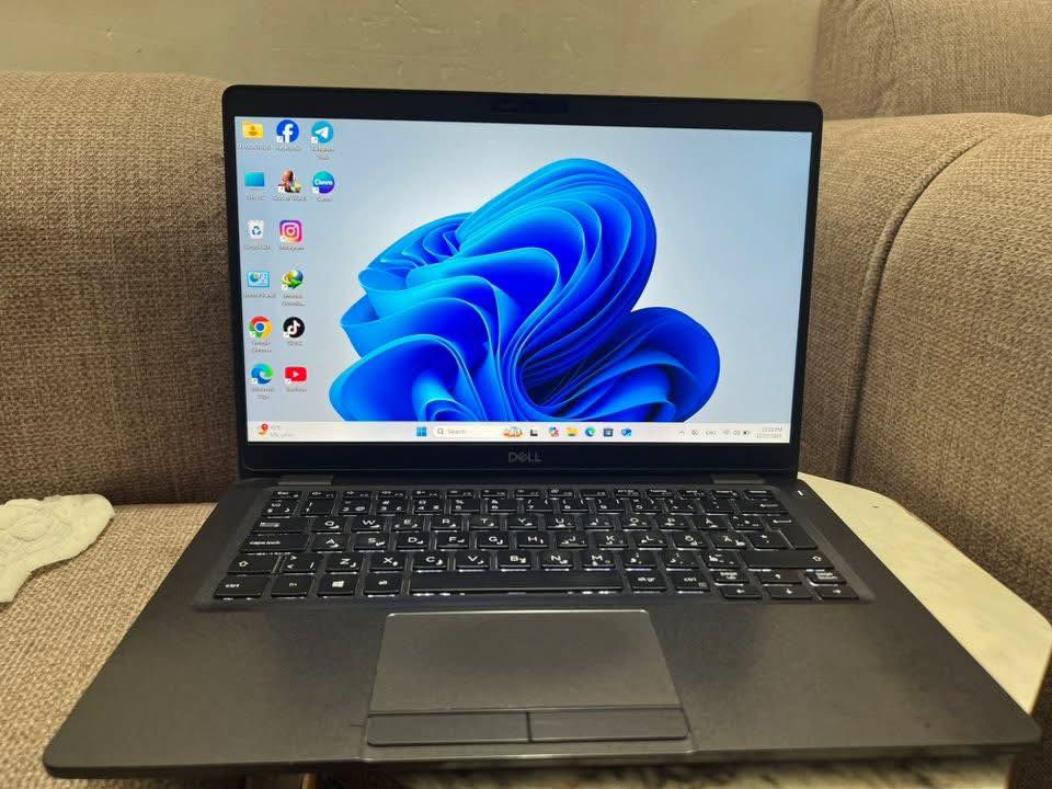 لابتوب dell 5300
Core i5 
الجيل الثامن
رام 8
هارد 256
السعر 250 
مكاني حلة 
***********
