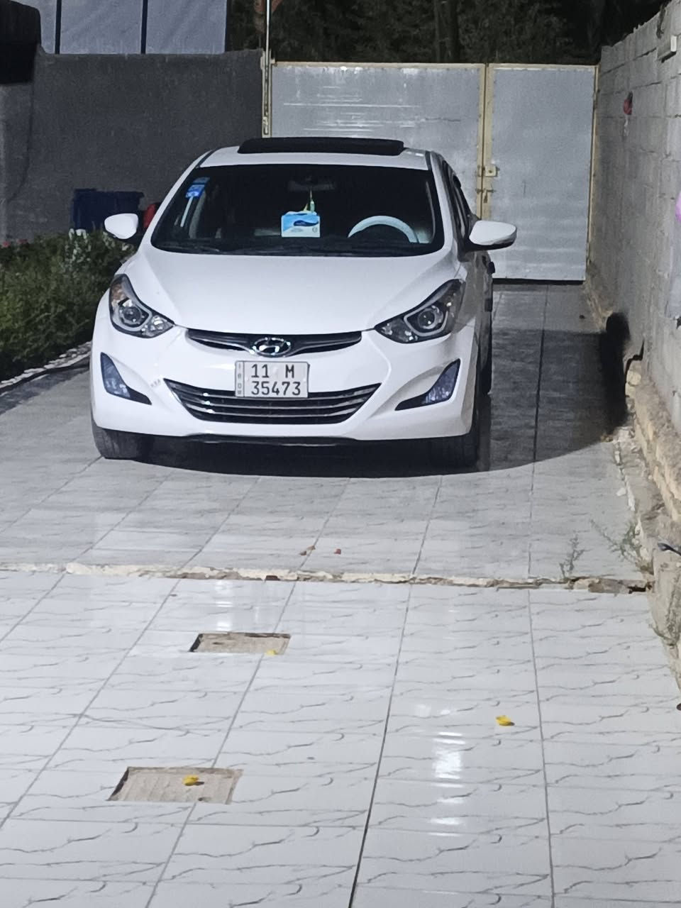 سلام عليكم
الانتره لبيع  2015 فوال ماعده البصمه بيه قطه بس جاملغ صبغ الباقي كفاله رقم بغداد بسامينه مشروع وطني عنواني كربلاء طويريج اتصال فقط 
***********
