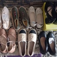 احذية نسائية • للبيع • تفاوض