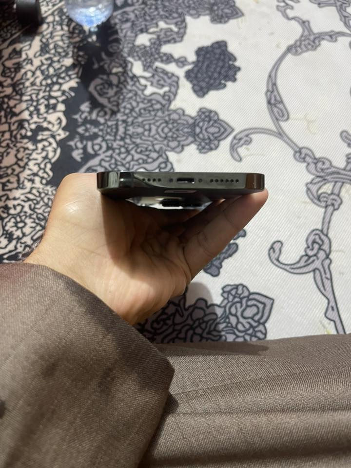 لبيع ١٣برو ماكس مكفول بطاريه ٨٧سعره ٦٧٠قفل سعر نهاىي مكاني شطره ***********
