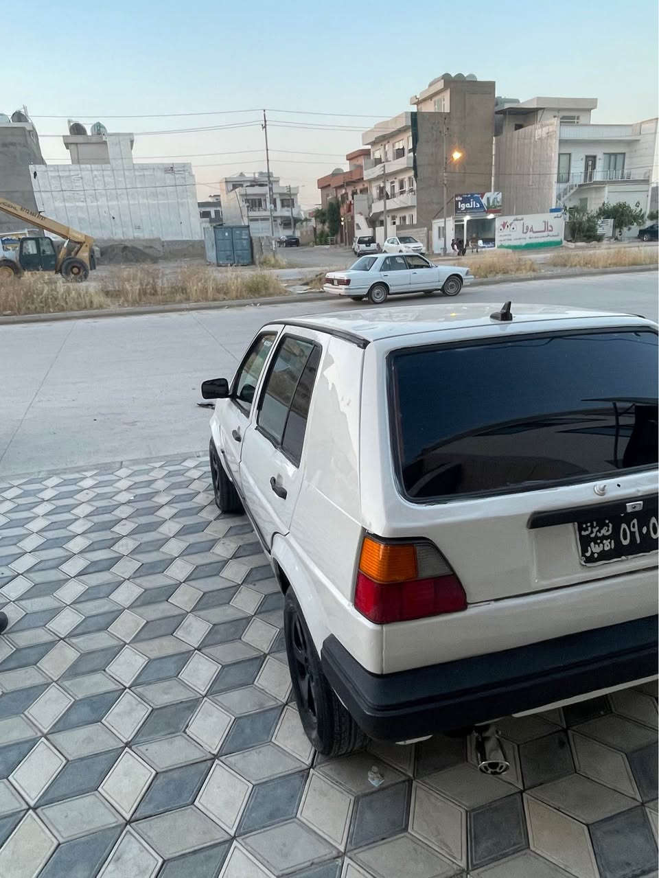 گۆلف سەنەوی ئەسلی بەشەرتي حاسيبەو ئەوەليات  گيرو مەکينەي  بەشەرت  دەعمو ليدراوي نيە کامل بۆياخ کراوە بۆ جواني  تيبيني پاوەر نيە   سەيارەکە نمونە لەجواني سعري ١٥ گەلا  *********** شربازهير, السليمانية
