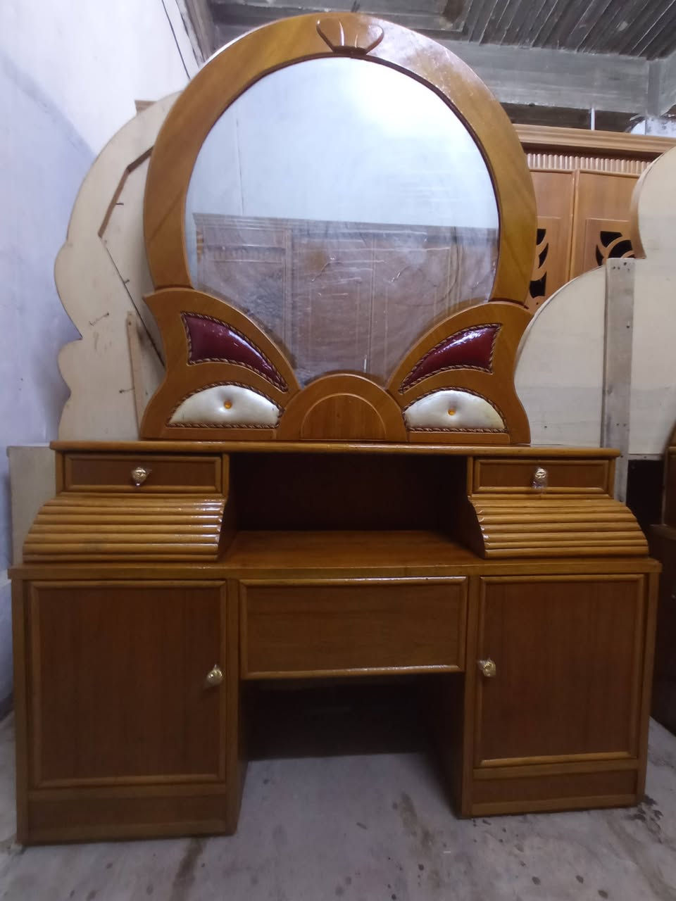 غرفه ام السته طابق وربع مستخدام شيء قليل تزكام المكان بابل الحمزه الغربي استفسار والسعر خاصص 
***********
