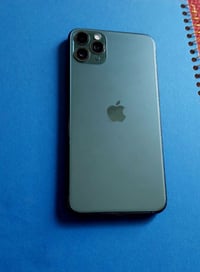 آيفون ١١ برو ماكس • القاسم • الطليعة