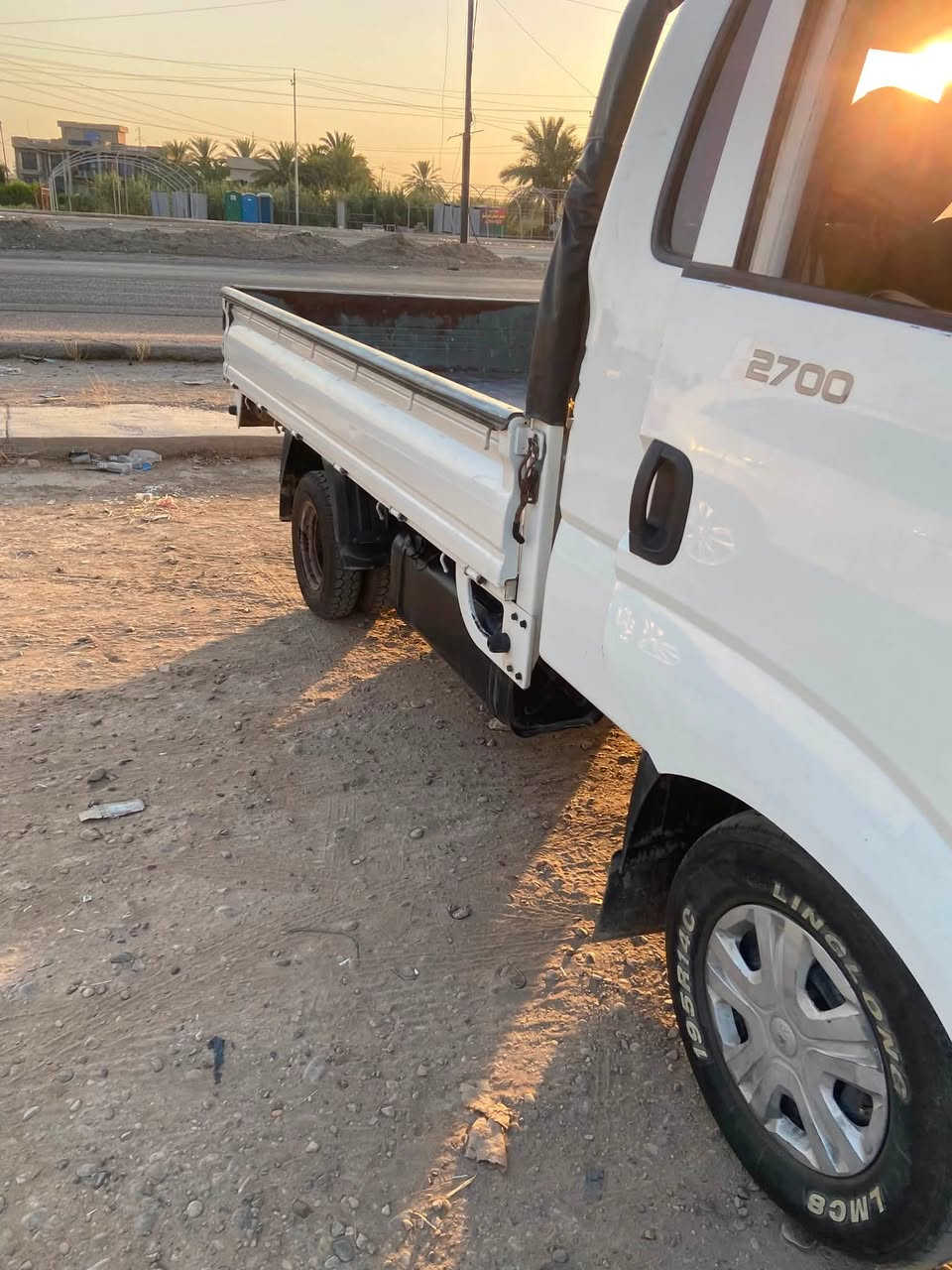 سلام عليكم
كيا حمل موديل ٢٠١٣ واسط 
سيارة جاهزة مابيها نقص عدا تبريد 
كير مكينا اكسل شاصي مكفوالات 
حادث سيارة البنيد مصلح ودوسات معمرة فقط 
مكان سيارة بغداد الدورة 
الاتصال ***********
***********

