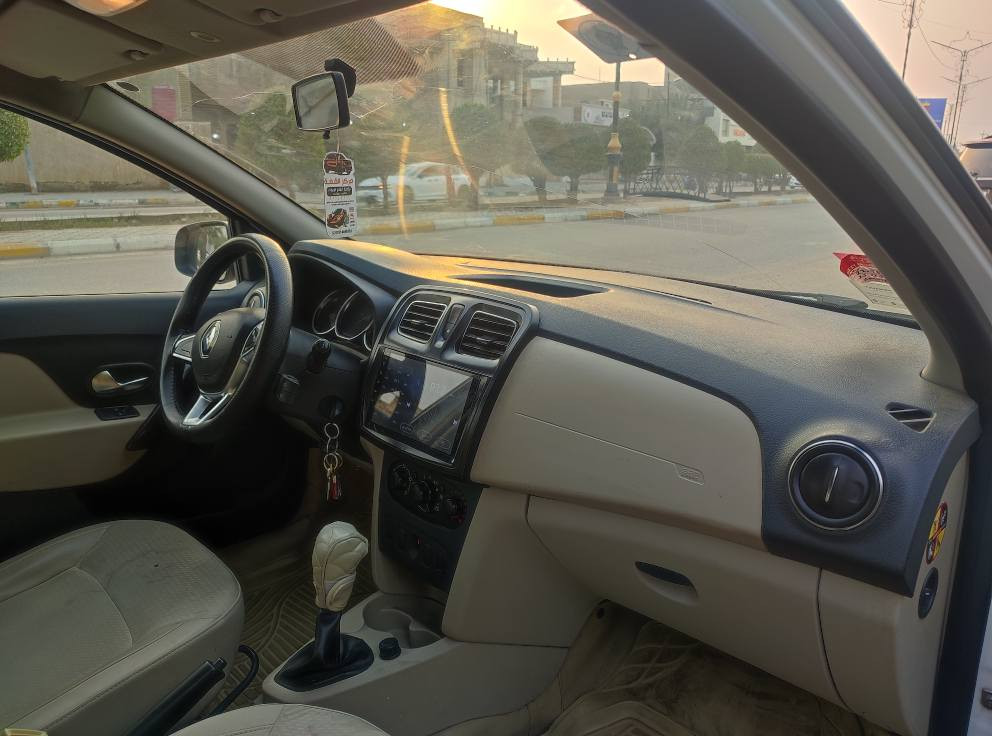 ✅رينو سيمبول للبيع  استلام شركة ✅موديل ٢٠٢٠ حره بأسمي
✅رقم بغداد 
✅ عداد المسافة  ١٢١ الف كيلو 
✅ شاشه بالدشبول و كاميرا خلفية 
✅ تحويل ثاني يوم الغرامات مصفره 
✅ ارضيه مغلفه جلد 
✅إشارة بالمراه الجانبية 
✅ لد نهاري امامي 
✅السيارة بيهه طخات و معدلات ع بارد 
✅ كير محرك بلاد حجمه ١٦٠٠
✅مكان السيارة بالسماوه
✅سعر السيارة ٨٥ وبيها مجال بسيط
✅للأستفسار ***********
