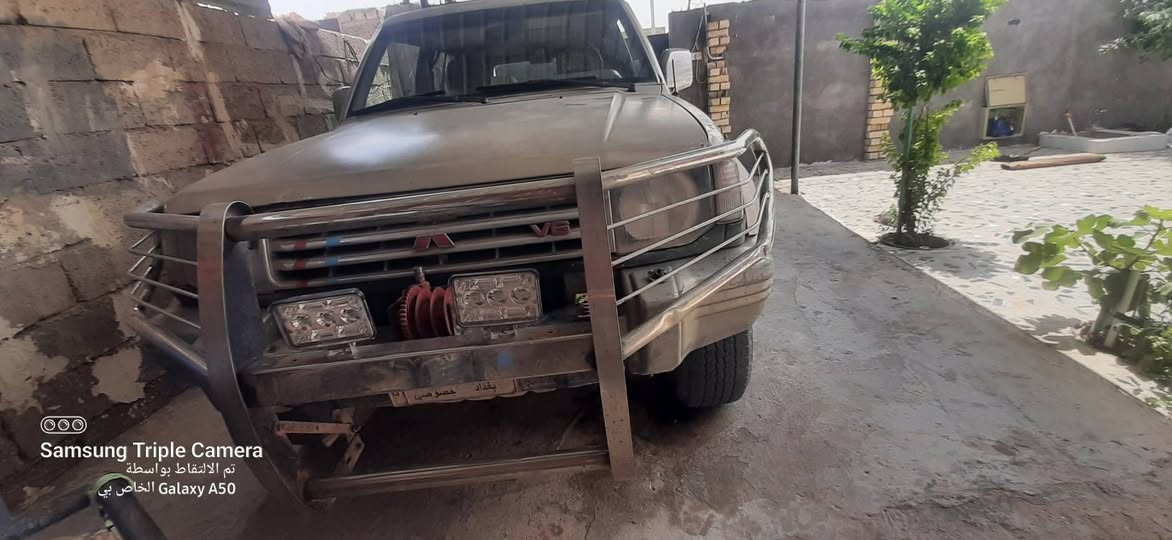 باجيرو ميستبوشي موديل ٩٣ محور محرك فيفتي رقم بغداد  سعر ٤٠      ***********   واسط الصويره
