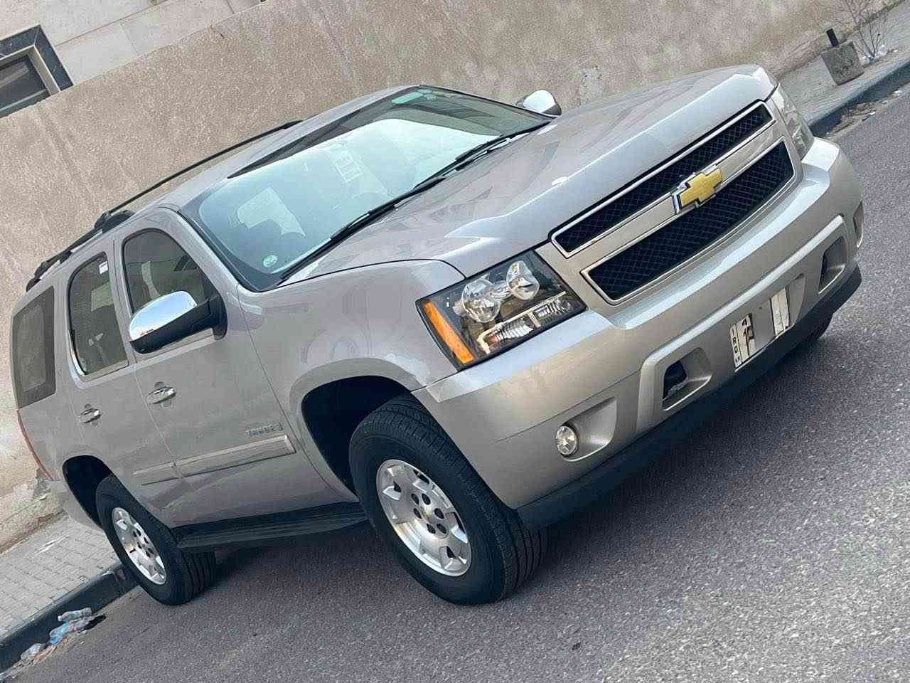 تاهو 2007 خليجي كفاله ماشيه 150 مواصفات عاديه Lt
سياره جديده ونظيفه جداً رقم اربيل تحويل او وكاله راعيها بالبصره السعر 188 شراي يتصل ويشوف السياره ويدلل 
مكان السياره البصره معقل للأستفسار *********** البصرة, العراق
