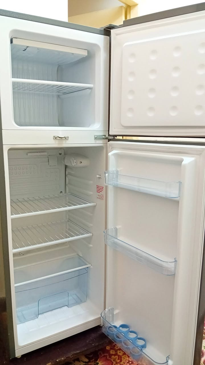 ثلاجة ٨ قدم للبيع جداً نظيفه سعر ١٤٠ وبي مجال


**إذا كنت صاحب هذا الإعلان وتريد حذفه لأي سبب، رجاءا أرسل رسالة إلى الدعم الفني**