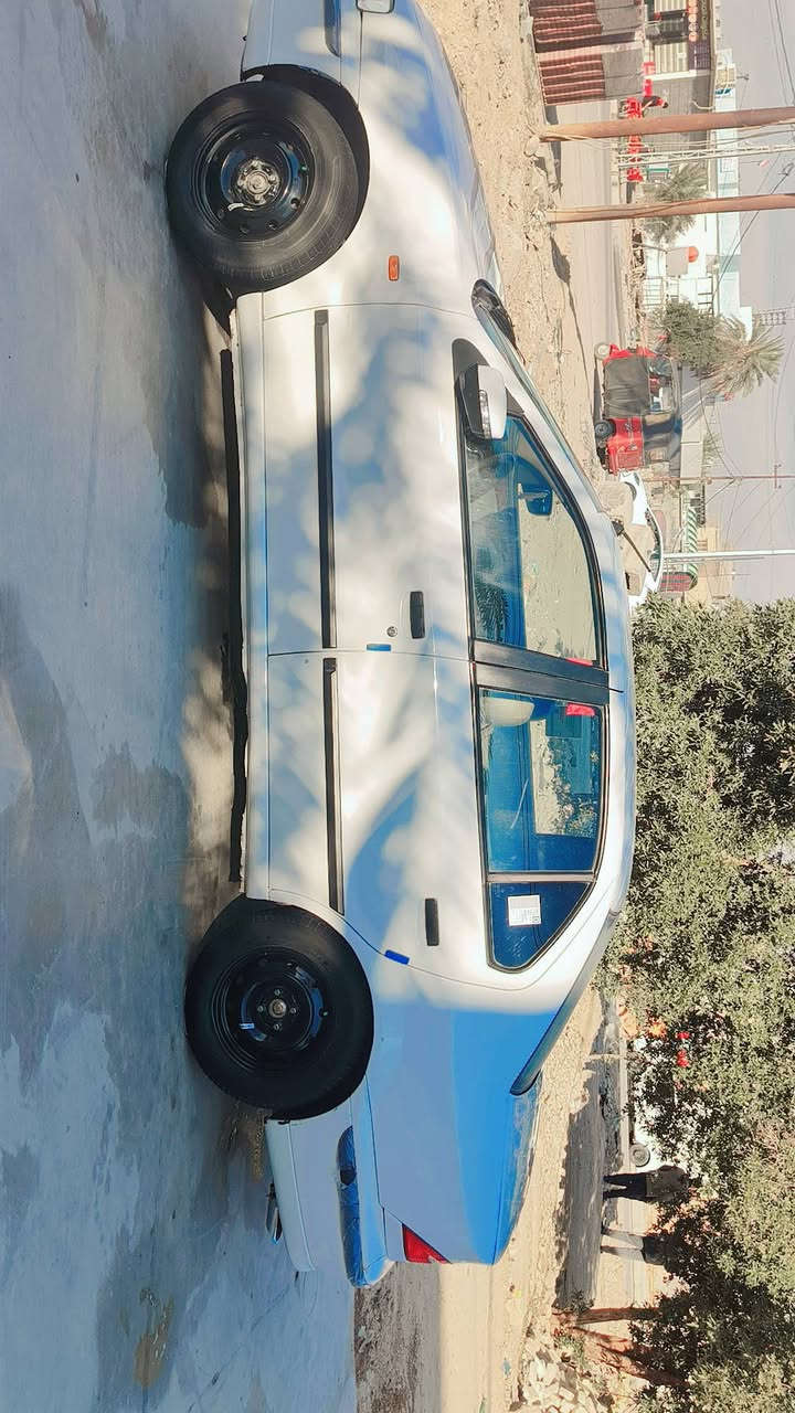 السلام عليكم سمند للبيع موديل 11سياره رقمه دوانيه نكليزي  بيهة جاملق الايمن مصبوغه عام مكينه وكير مكفولات لا تنقيص ولا تبخير خير من الله دوشمه كشنات وارضيه سياره باسمي ثاني يوم تحويل سعر سياره 45وبيه مجال رقمي *********** شراي اتصل وتدلل مكان سياره بلكوت
