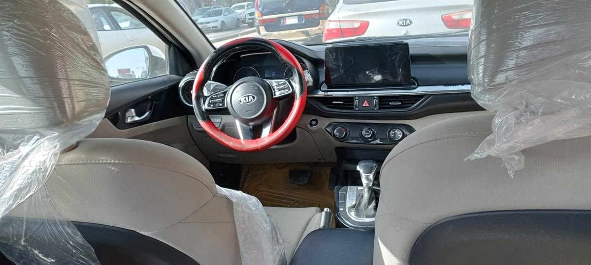 السلام عليكم 
سياره كيا سيراتو  19 خليجي فول عدا الفتحه
سياره بيهه فخذه جهة اليمنه مبدله من البراچيم بل خليج بيهه 3 قطعه
مواصفات
بصمه تشغيل
ابواب بصمه
تشغيل عن بعد
جنطه حساس فتح
ويل كب
محرك 1600 المرغوب
شاشه كبيره
كامره عين الصقر دواره
تحكم ستيرن جهتين
مثبت سرعه
تنبيهه ال 120كم
السياره مفوله 1/1
كير + محرك + تبريد ثلج مكفولات
مكان السياره نجف 
السعر 118 بيهه مجال حك الجيه
سياره جاهزه
الاتصال فقط 
***********
