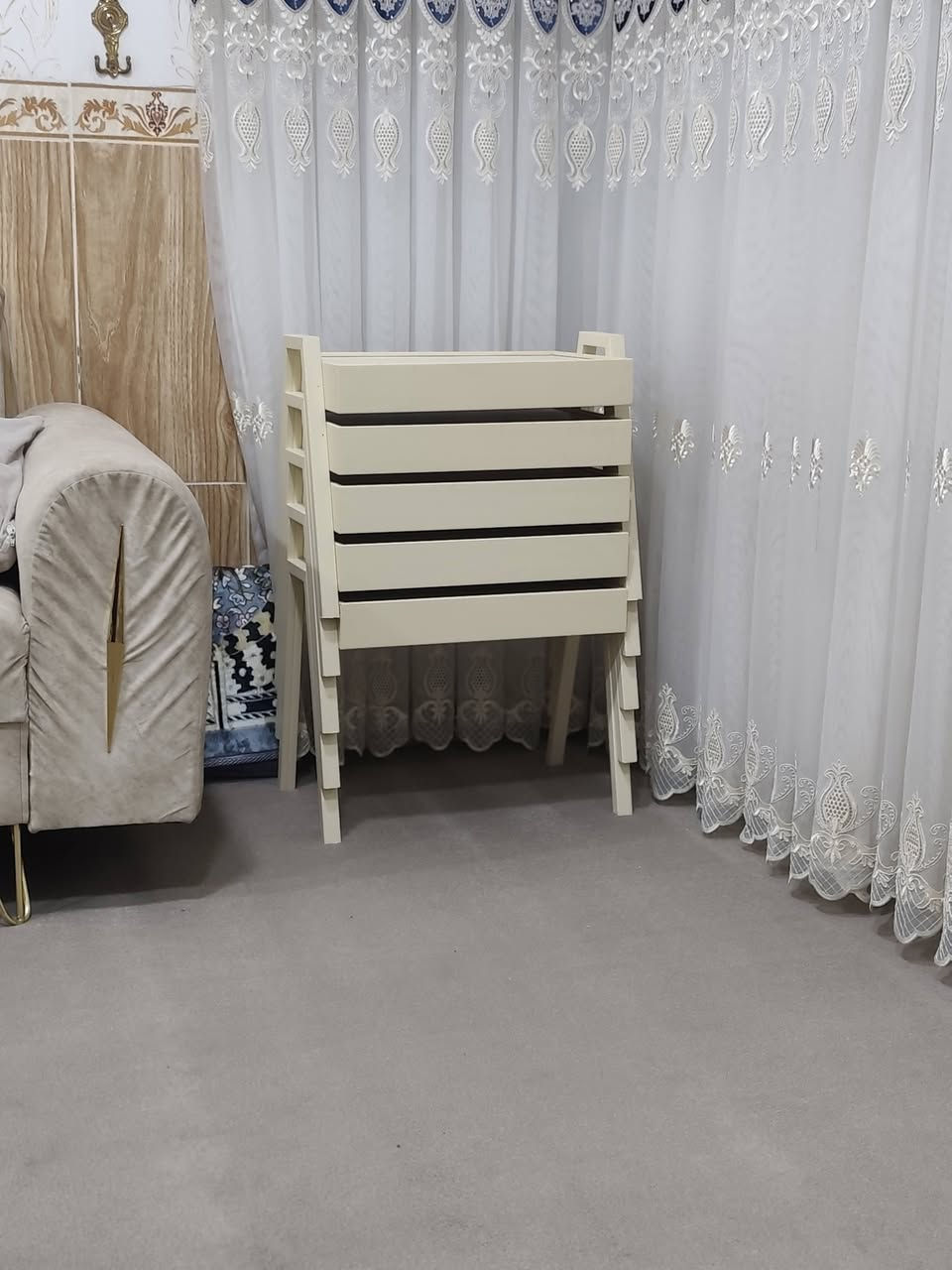 ئەم قەنەفانە بۆ فرۆشتن کەم بەکار هاتووە 
بەتەپڵەکەکانیشەوە ۱٥نەفەریە لەکەلارم 
(***********)
