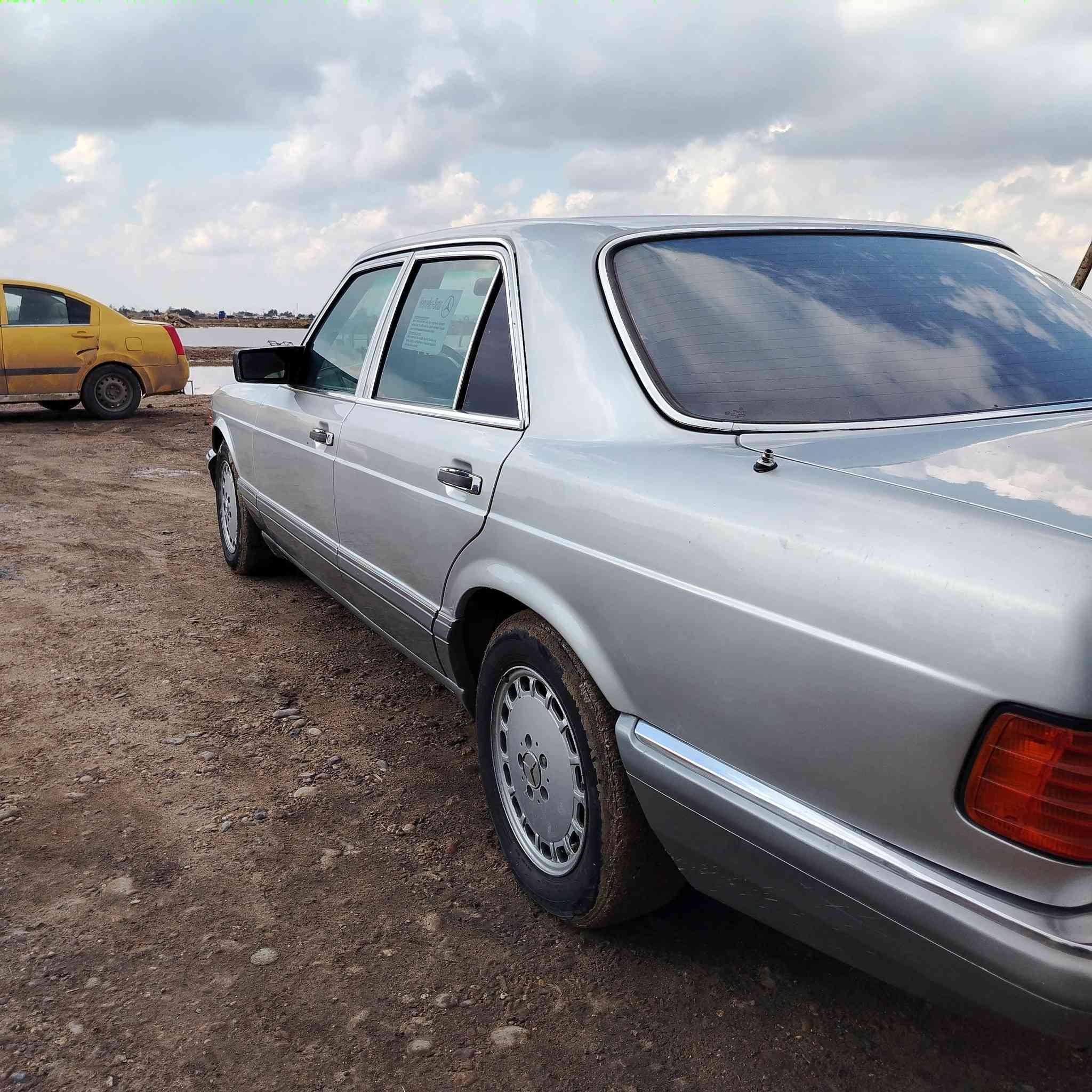 السلام عليكم
مارسدس موديل 87 كير محرك بلاد تبريد شغال ماناقصهه شي السعر 85 للستفسار ***********
