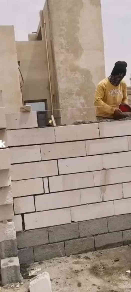 خلفة بناء بلوك +ثرمستون *********** مكاني القبلة /المكانة قريب علية يتصل هسة فارغ ماعندي شي
