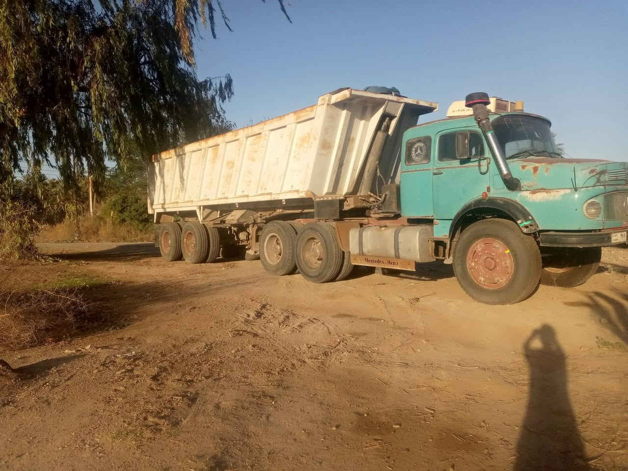 السلام عليكم للبيع قچمه موديل 1984
 گير 11 عادي.                                   
عربانه العلم تخم تاير
التواصل ***********/***********
