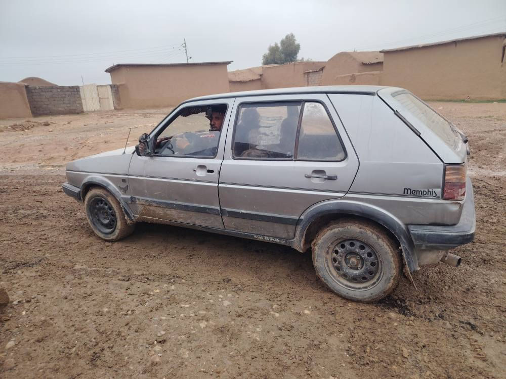 سياره للبيع كولف رقمها فحص نينوى سعرها ب 20 ورقه
*********** اتصال على الرقم
