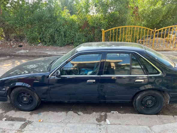 السلام عليكم برنس مدبل١٩٩٤
مكفولة منّ الخياس والشواصي حادثها جاملغ 

بدون دواخل مصبوغة جمالية رقم بغداد نكليزي باسمي سنوية لحد ال٢٠٢٦ 

محرك كير خير من الله كهربائيات كاملة

السعر ٣٢ 

مكاني بغداد ابو دشير

***********
