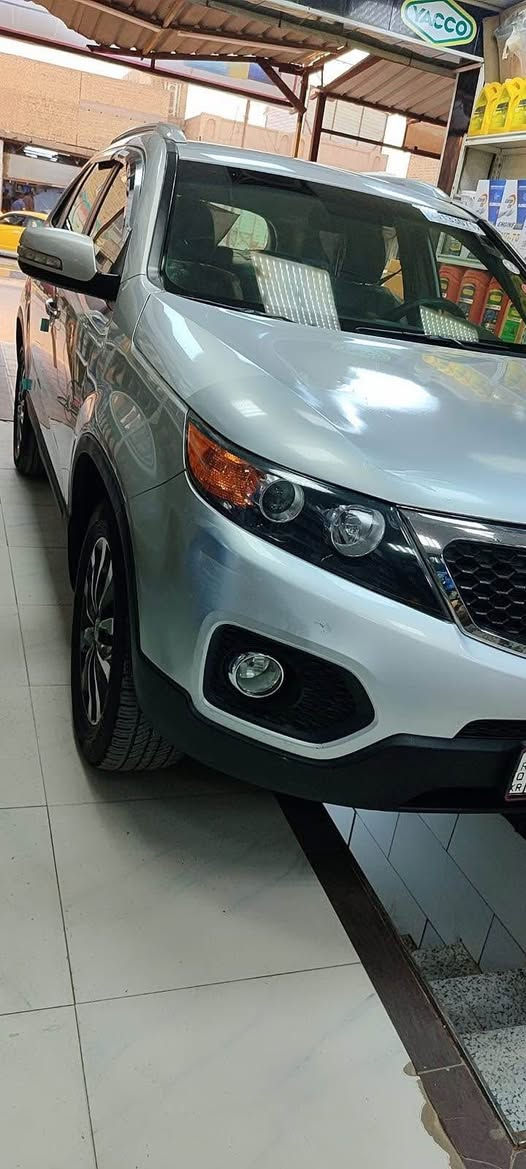 السلام عليكم ورحمة الله 
سورنتو 2013 گاااز 
ادوات ادوات ادوات 
ارقام وسنويه شمالي  
فول مواصفات 
كصه جنطه فقط
4 سلندر 
تحكم ستيرن 
حساسات خلفي امامي
كامره خلفيه 
مثبت سرعه 
كهربائيات شغاله عامه
حداديه فول 
تخم تاير جديد
كير ومكينه كفاله 
بصمه تشغيل 
بصمة بوب 
سياره خير من الله 
المكان البصرة الفيحه
السعر 62 ورقه 
بيه مجال قليل
للاتصال *********** شط العرب, البصرة
