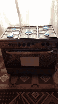 طباخ فريش مصري نضيف كله شغال ناصريه مركز شراي يتصل 078 937 39520
