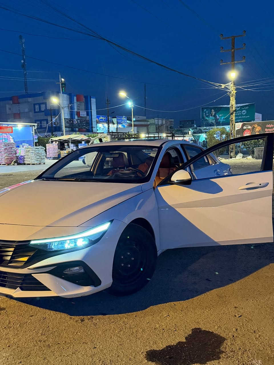 سلام عليكم النتره تجمع صيني للبيع سياره مكفوله كفاله عامه ماشيه 39 رقم اربيل باسمي داخل احمر رايدها 137 وبيها مجال مكاني بغداد زعفرانيه ***********
