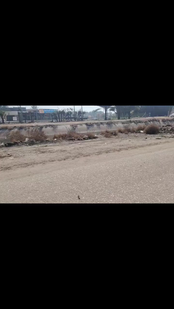 السلام عليكم ورحمة الله وبركاته من رخصة الأدمن توجد قطعه أرض للبيع في حي تومان زراعي مساحة ١٥٠ متر متوفر فيها جميع الخدمات ماء وكهرباء وشارع تبليط مقابل حي النصر السعر ١٨ مليون للاستفسار الاتصال على رقم الواتساب ***********
