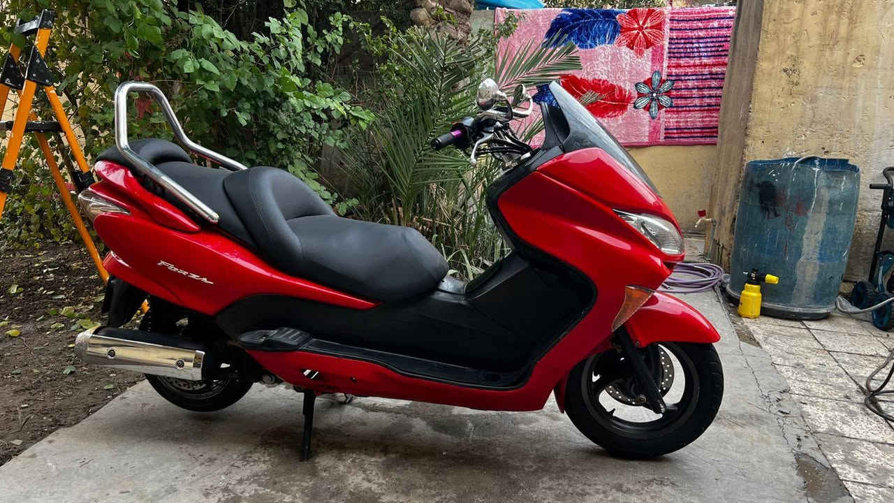 سلام عليكم دراجه صفر 9 دراجه خير من الله شلعه ومعدل فول السعر 1300 وبيه مجال حك الجيه ***********
