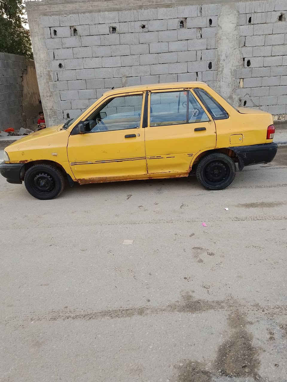 السلام عليكم سايبه للبيع موديل 2009 مكينه بيها بخار سياره شغاله كلشي مابيها كيرها حلو سنويه مجدده 2027 ابرانكيت معمرات بتاري جديد مشط جديد راعيها موجود رقم السياره ميسان 
 العنوان البصره السعر 13 وبيها مجال التواصل ***********
