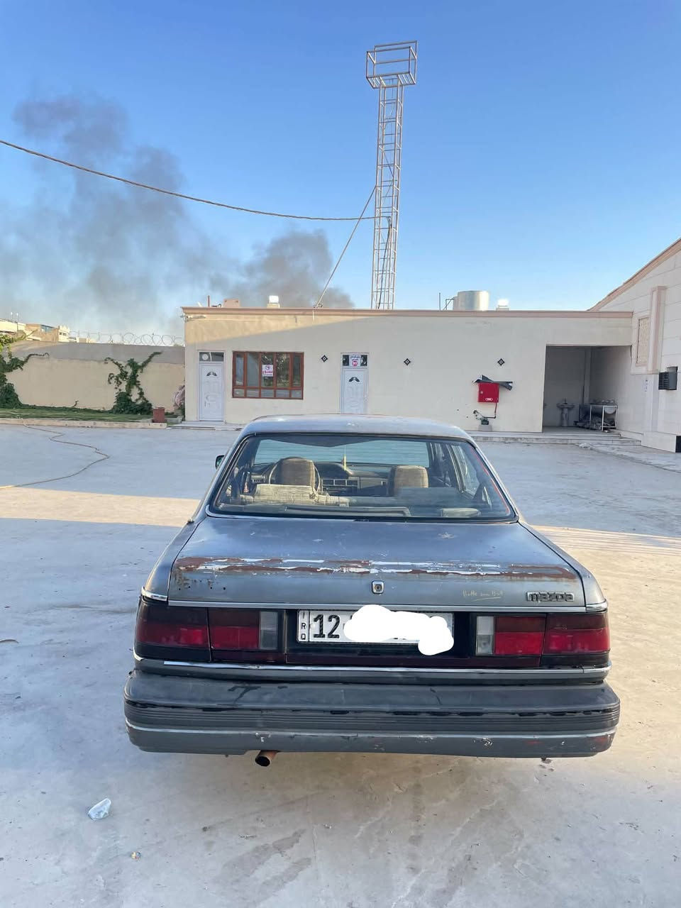 السلام عليكم 
مازدا 929 رقم نينوى انكليزي موديل 1990 كاربون بانزين باسمي مكينة لا صرف ولا نفخ تحويل مباشر السعر 25 وبيها مجال غير متواجد على الفيس 
رقم الموبايل ( ***********) 
(***********)
