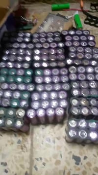 بطاريات ليثيوم أيون • مستعمل قليل • سعر نهائي