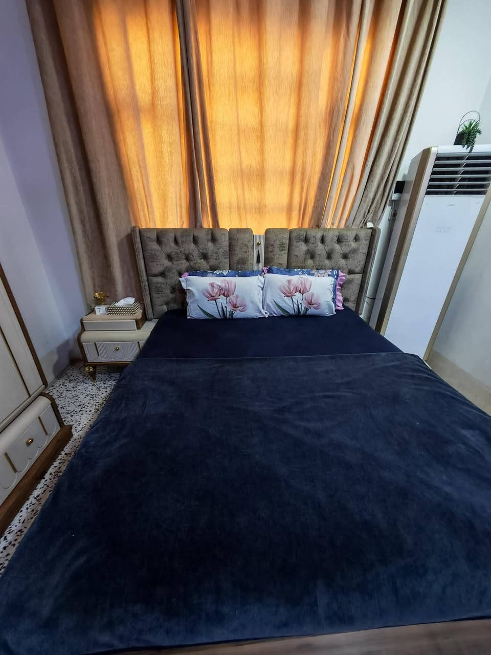 غرفة نوم تركي درجة اولىٰ مو تجاري رخيص 7 قطع بحالة ممتازة سعرها 2 مليون قفل 
بغداد الأمين حي الرئاسة 
متواجد فقط بالماسنجر


**إذا كنت صاحب هذا الإعلان وتريد حذفه لأي سبب، رجاءا أرسل رسالة إلى الدعم الفني**