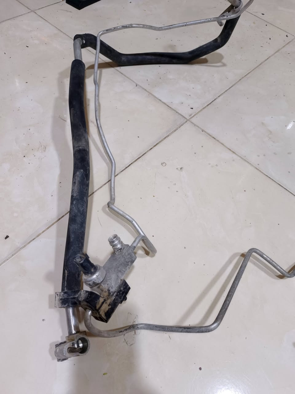 من رخصة الآدمن
السلام عليكم عندي اغراض تويوتا افلون للبيع وهذا الرقم الواتساب ***********
