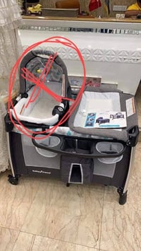 سرير اطفال • دفاية • للبيع