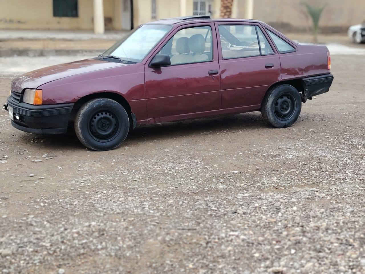 للبيع وبل كاديت كير محرك شرط
رقم صلاح الدين الماني سنويه ل27 شرط تحويل وكاله
سياره جاهزه من كلشي طخم تاير ماصار شهر من مشدود كهربائيات كلها شغالة السعر 21 وبي مجال
مكان السياره الشرقاط اسديره
***********
***********
