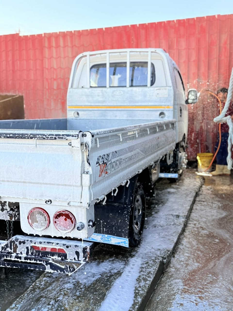 سلام عليكم كيه حمل موديل 21اكفل كير ومحرك وشاصي ومداور ثاني يوم تحووريه 14 بس بيع شخوط بلباب مكان كربلاء ***********    سعر 125قفل
