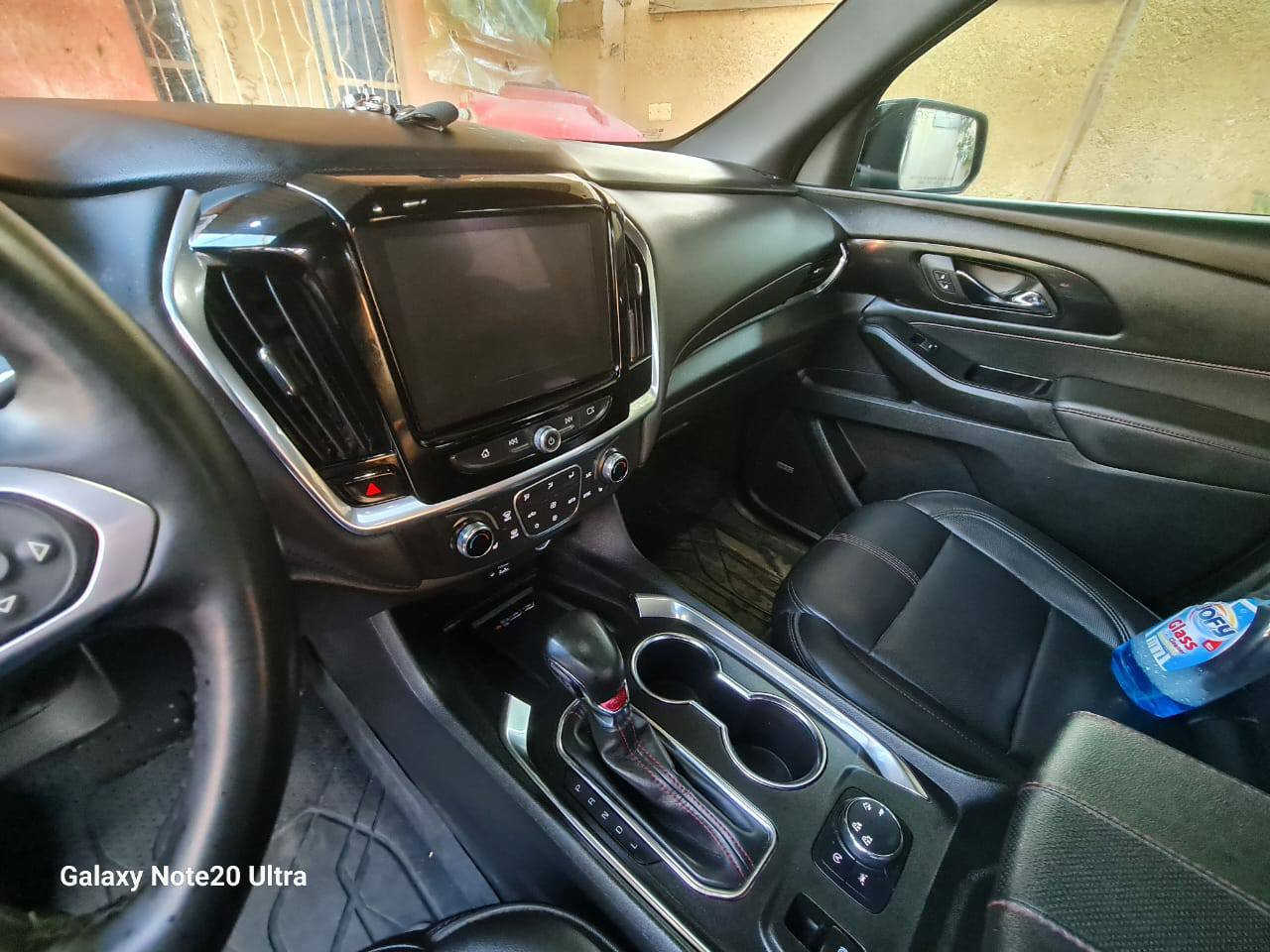 اللهم صل على محمد وآل محمد
السلام عليكم 
شفروليه ترافرس(RS) موديل 2023 (بلاك توب)  بدون رقم
_وارد امريكي   للبيع 
_لون اسود مميز 
 _ لا شواصي ولا لغود حادث خفيف فقط جاملق الارباكات ما ضاربه لانه حادث خفيف بيها بارد بالجنطه بسبب تحميل الشركه وخدش طرف باب السائق وخدوش 
_ سياره ماشيه 56000,ml في امريكا وبالعراق ماشيه فقط 4000 كيلو
_محرك 6v مكفول 
_كير مكفول 
موصفات RS
_فتحتين (بانوراما) 
_خمس كامرات 5 ـــــ 360 درجه 
_كامره خلفيه أثناء قياده 
_رادار امامي خلفي جانبي 
_تنبيه هتزاز في الكشن استشعار رادارات
_كاميرات جانبيه خلفيه اماميه 
_ خمس بصمات ابواب  
_ويل لون اسود مميز 
 _ دبل جنطة + فتح بثلاث وضعيات ( بصمه _ ودكمه _ واستشعار عند الاقتراب ) 
 _رادار امامي _رادار خلفي _رادار جانبي _توقف ذاتي
_هندبريك دكمه 
 _تبريد ثلاث قطع : 
_ مقاعد جلد تدفئه 
 _كراسي جلد مميز منفصل vip
_شاشه قاصه
 _مثبت سرعه
 _تحكم استيرن + تدفئه استيرن + استيرن كهرباء 
_ تحديد مسار +تشغيل عن بعد 
 _جنطه كهرباء (هايدروليك )
 _ مرايات كهرباء شفط + تحكمات 
_كشنات كهرباء 
_ تحديد نقاط عمياء
_سماعات Bose دمام +مضخم فول صوت  اهواي بيها مواصفات يطول ذكرهن اكتفي بهذا القدر 

 *السعر 280 ورقه اتصال او تواصل واتساب 
مكان البصره 
الاستفسار الاتصال ***********
