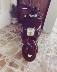 بوليس نوزل 2009  مكينه بلاد تواصل 07710858894 السعر٧٥٠وبيها مجال