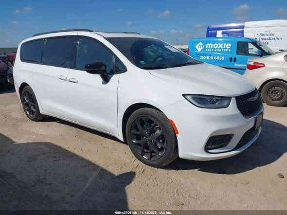 نـوع السيارة: 2025 Chrysler Pacifica Limited
تاريـخ ألمـزاد🕰️: الاثنين 2025/11/24
سعـر ألسـيارة💵 : ألسعر حسب المزاد
حجم ألمحــرك:  6 سلندر 3.6L
ألمـواصفـات: حـسـب الصور المـرفـقـة 
———————————————
ألـشـحــن🚢:
1- بألامــكان ألشحــن من جمـيـع ألولايـات ألامريكــية والكــندية ألـى ألعــراق مباشــر ودبــي
2-تخليص كمركي من ميناء ام قصر
3-يوجـد تخليـص كمركـي ألـى أقليـم كردستـان
4- شحن مباشر الى عمان (الحرة)
———————————————
للـمـزيــد من ألمـعـلـومـات☎️📞
ألاتـصـال عـلى ألارقـام التـاليـة
📞  ***********
📞  ***********
———————————————
كروب خاص بيع وشراء كتب مؤسسة الشهداء👇
‏https://www.facebook.com/share/g/19okrVANXZ/?mibextid=wwXIfr
———————————————
مجموعة واتساب👇
‏https://chat.whatsapp.com/GE2KdHQP3eM4YTrcvdPrEY
———————————————
‏Tik Tok👇👇تيك توك
‏https://www.tiktok.com/@al_bakhera?t=8qGOLioZlVE&_r=1
———————————————
ألـفـرع ألاول📍: بغداد  ألسيدية  ألاعلام  شارع البداله
ألـفـرع ألـثانـي📍: ألأمارات العربية المتحدة - الشارقة - الصناعية 4
