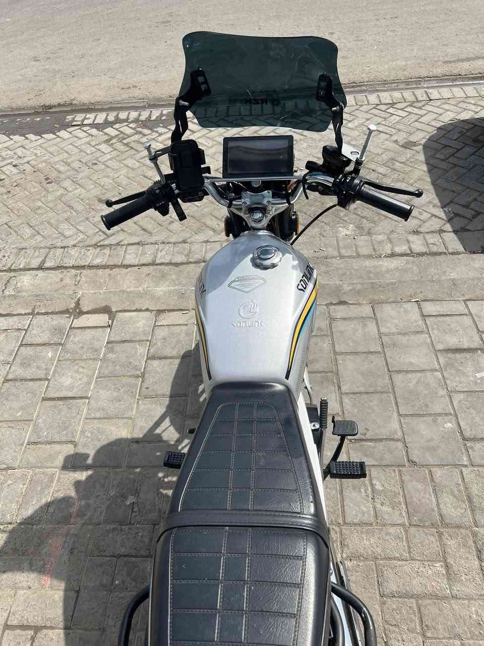 السلام عليكم سونك ٥ كير موديل ٢٠٢٥  مكفوله الدراجه جديده وحته ما ماشيه هواي سعرها ٨٥٠ وبيها مجال مكاني بغداد مدينه الصدر ***********
