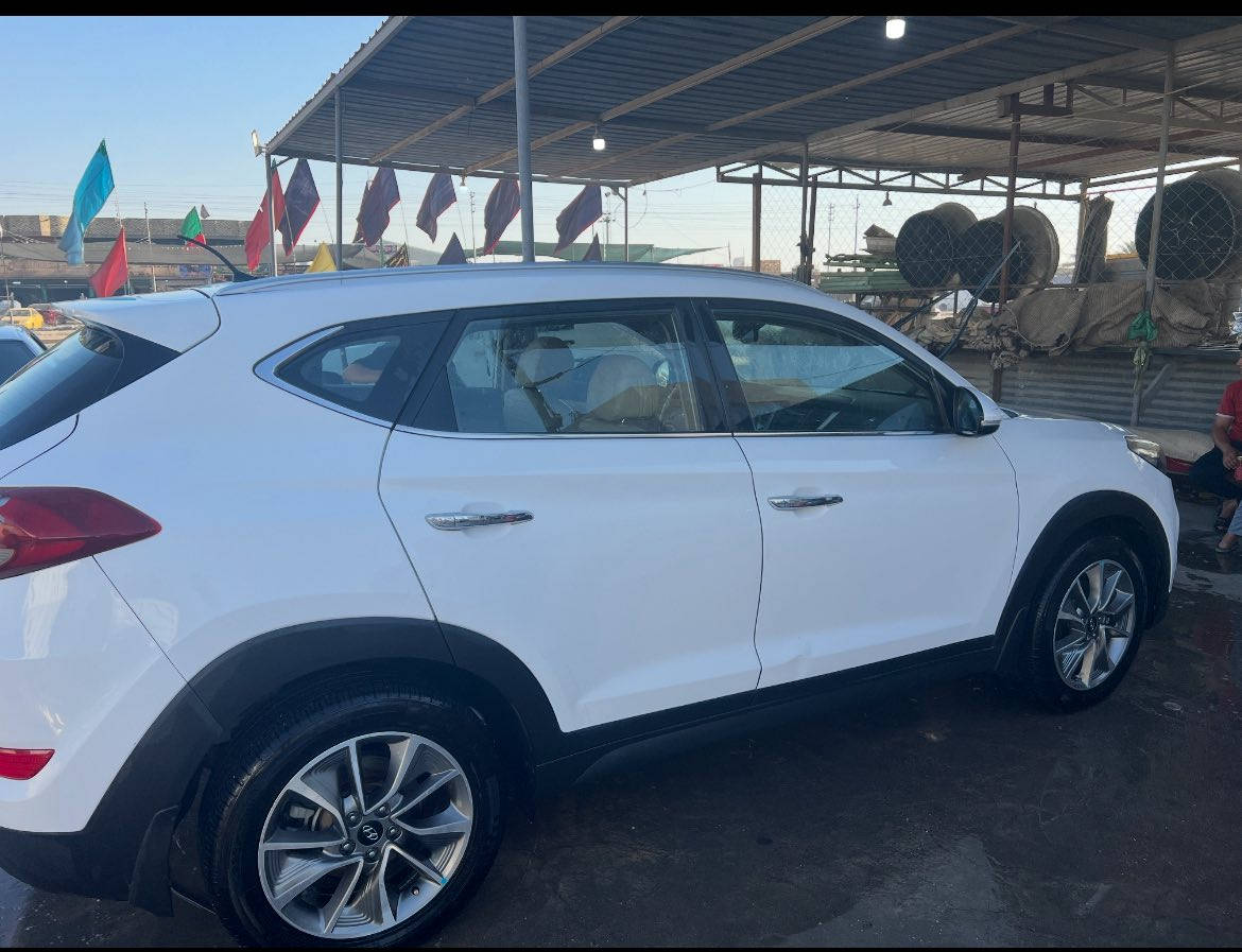 توسان ٢٠١٨ خليجي
ماشية ٢٠٠ الف 

مواصفات السيارة 🚘

كشنات جلد / حساسات خلفية / كامره خلفية دواره / تحكمات ستيرن جهتين كامل 

السيارة  بيها تعديل على البارد وصبغ بسيط بالجاملغ الايسر 

مكينه وكير وكهربائيات وتبريد كفالة عامة
رقم بغداد  

السعر ١٦٠ 
***********

#بيع #كيا #سيارات #هونداي #توسان #جالنجر #تويوتا
