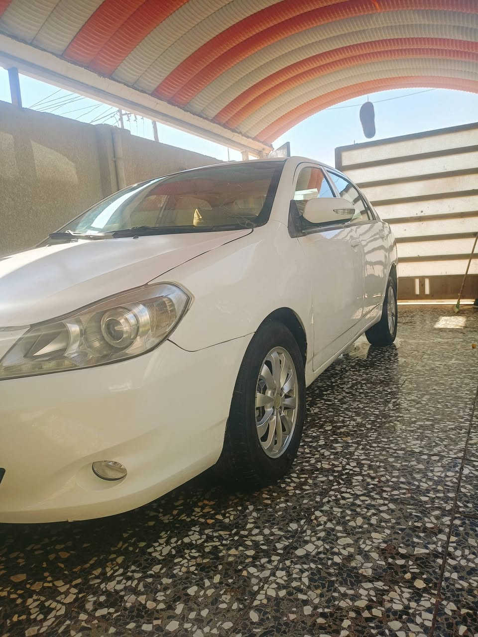 سلام عليكم بيوايدي موديل 2013البيع كير اوتماتيك كير مكينه حداديه مكفولات تبريد ثلج رقم بابل تحويل ثانيوم سياره مصبوغه حزام بسبب جرد مكفوله من ضربه سياره جديده ومقطع فيديو موجود قبل الصبغ موضح بي كلشي كل ضربه مابيه سعر 45مكان بابل مركز مدينه اتصال ***********
