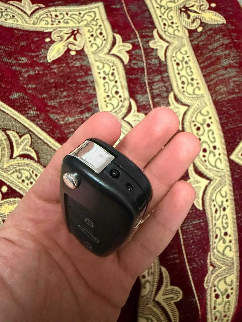 السلام عليكم ..

كامرة عل شكل بصمة صوت وصورة ينحطلها رام وتشتغل طبيعي 

السعر ٥٥ الف نهائي


**إذا كنت صاحب هذا الإعلان وتريد حذفه لأي سبب، رجاءا أرسل رسالة إلى الدعم الفني**