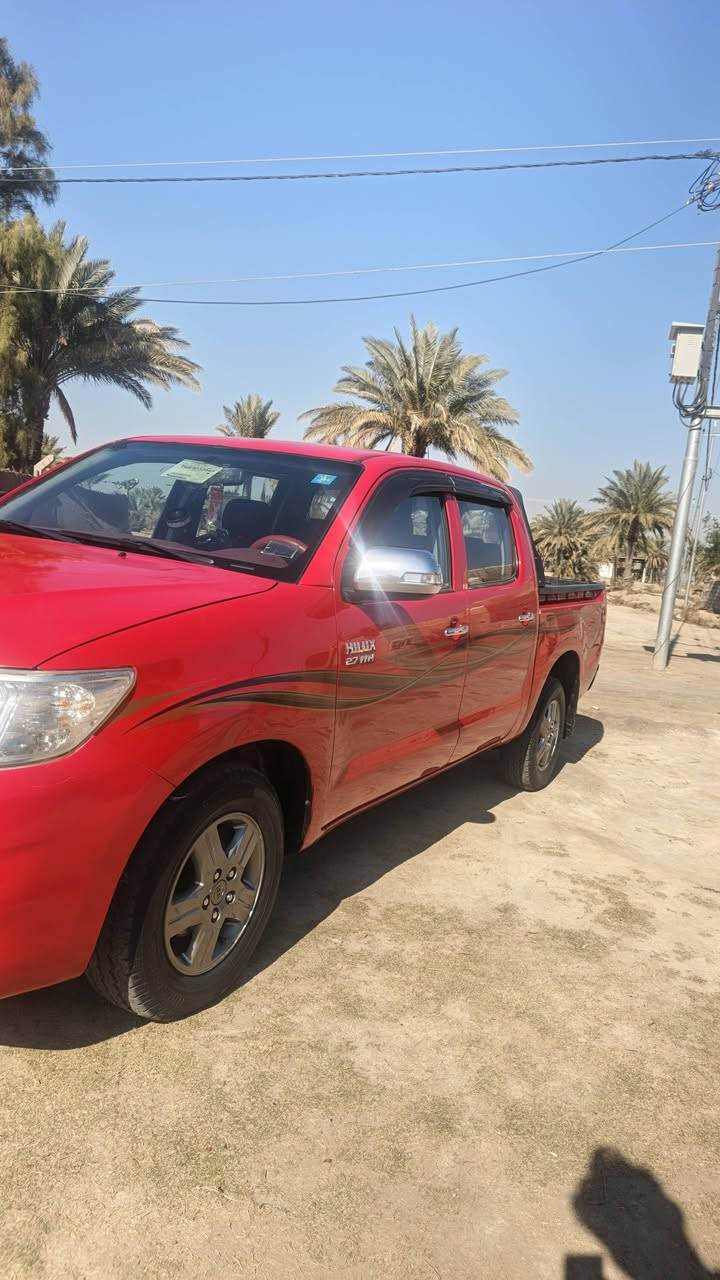 سلام عليكم ورحمة الله وبركاته سياره للبيع 2015كويتي اصل سياره مال جناي خير من الله رقم بابل دوالي محرك شركه حداديه تخم تاير مداور ويمت ميعجبك بيها تبديل جاملق امامي بدنه ما معوره صبق ذيل البدي مكاني بابل الخميسيه سنويه جديده ***********/////***********
