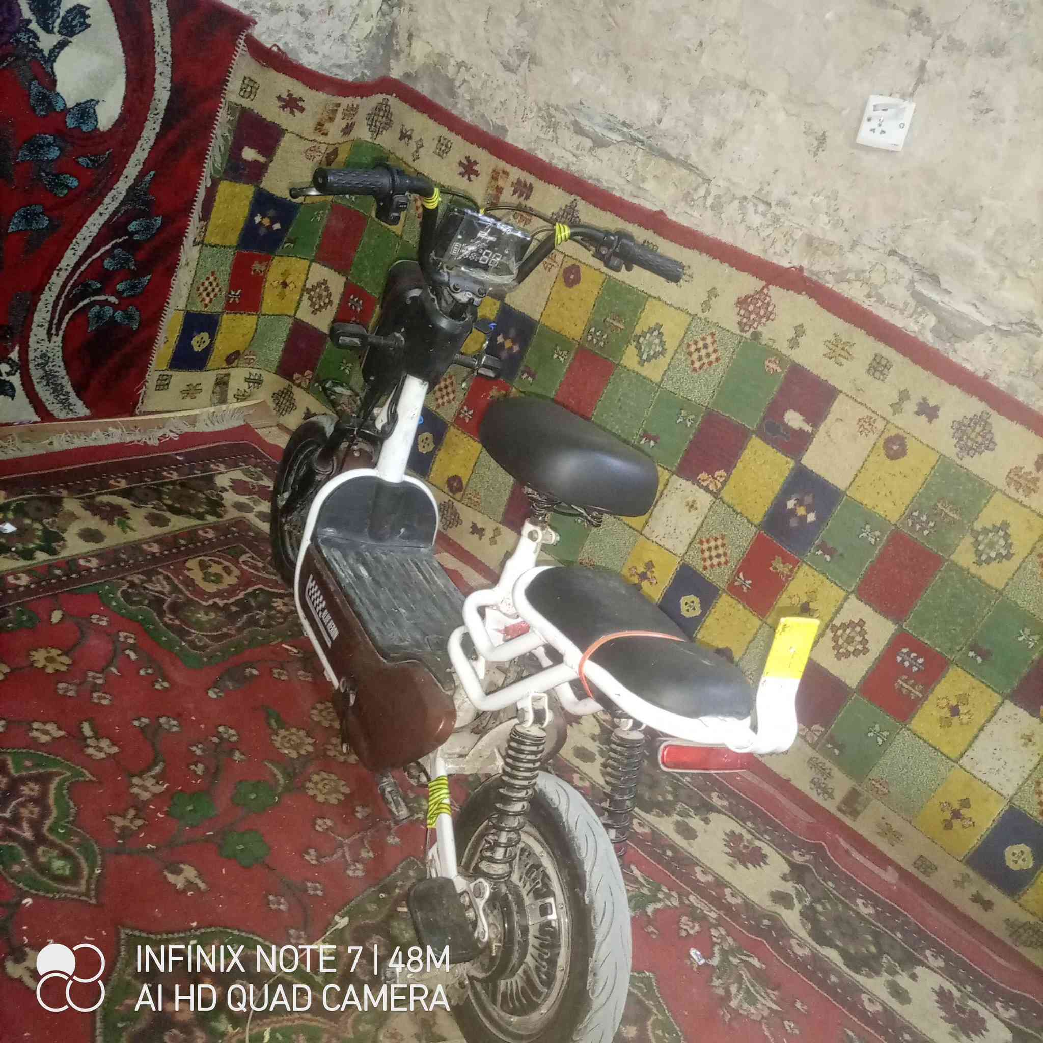 السلام عليكم دراجه شحن حجم 14 بي ثلاث سرع دراجه نظيفه كل نقص ما بيها لايتات شغاله كهربائياته شغاله طائرات جدد دراجه كل نقص ما بيها دراجه حلوه ونظيفه ومرتبه سعرها 135 وبيها مجال للطيبين عنوان بغداد مدينه الصدر


**إذا كنت صاحب هذا الإعلان وتريد حذفه لأي سبب، رجاءا أرسل رسالة إلى الدعم الفني**