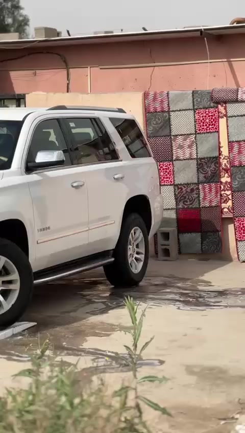 سلام عليكم شوفر موديل 2015 خليجيه مكفوله كفاله عامه ماعدا باردين فقط سيارة مناقصهه شي جديد معنا الكلمه كير مكينه ب كارتون السعر ب 325 وبيهه مجال استفسار *********** وتساب فقط
