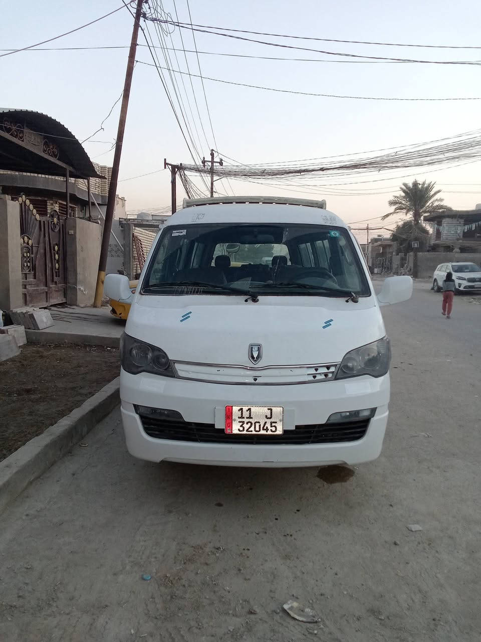 جنبي اج وان رقم بغداد رقم جديد هزه جديده *********** بابل حصوه السعر 77 وبيها مجال
