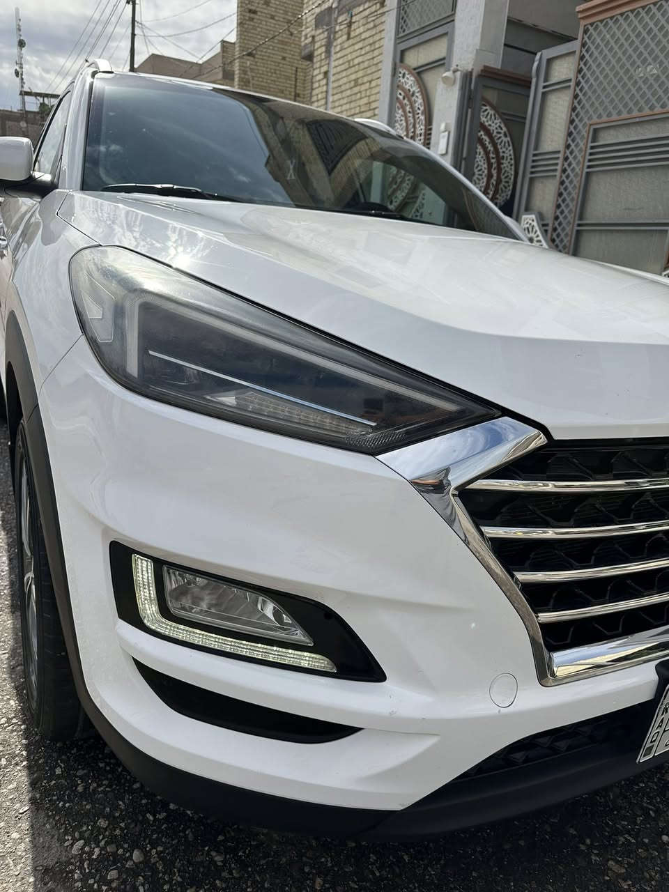 📌 توسان 2019 خليجي – فول مواصفات (الكاصد)
📞 للاستفسار: ***********

♻️ رقم بغداد – باسمي مباشرة
♻️ مكفوله من صبغ والضربه فقط بارد بصيط جدا موضح بصوره 
♻️ سيارة نظيفة جداً

⚠️ المواصفات:

🔰 لايت زينون (5 عدسات)
🔰 محرك 2000
🔰 بصمة تشغيل + أبواب
🔰 كشنات أمامية كهرباء
🔰 حساسات أمامية وخلفية
🔰 شاشة كبيرة + كاميرا 360

🔰 LED حاجب
🔰 ويل كبير
🔰 قطعتين تبريد
🔰 مراية شفط
🔰 هندبريك رجل
🔰 كشن بقلاوة

📍 الموقع: مركز مدينة كربلاء المقدسة
💰 السعر: 194 ورقة (قابل للتفاوض للجادين فقط)
⚠️ اعتذر عن المراوس – البيع للجادين
