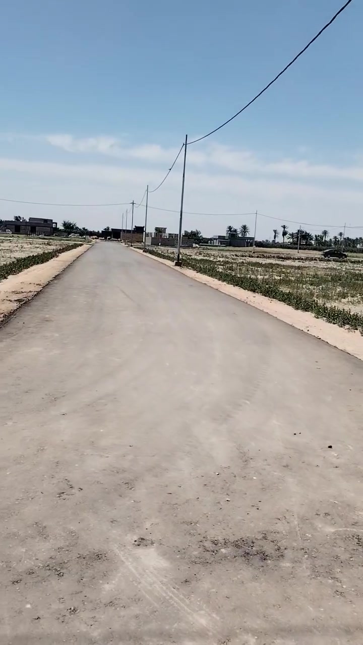 السلام عليكم قطع للبيع حي المهندسين النموذجي كافة الخدمات موجوده مساحه قطع عل ٢٠٠ متر  السعار مناسبه الشراي يتصل يدلل اللاستفسار اتصال *********** مراجعه مكتب النوارس شارع مستشفى ***********
