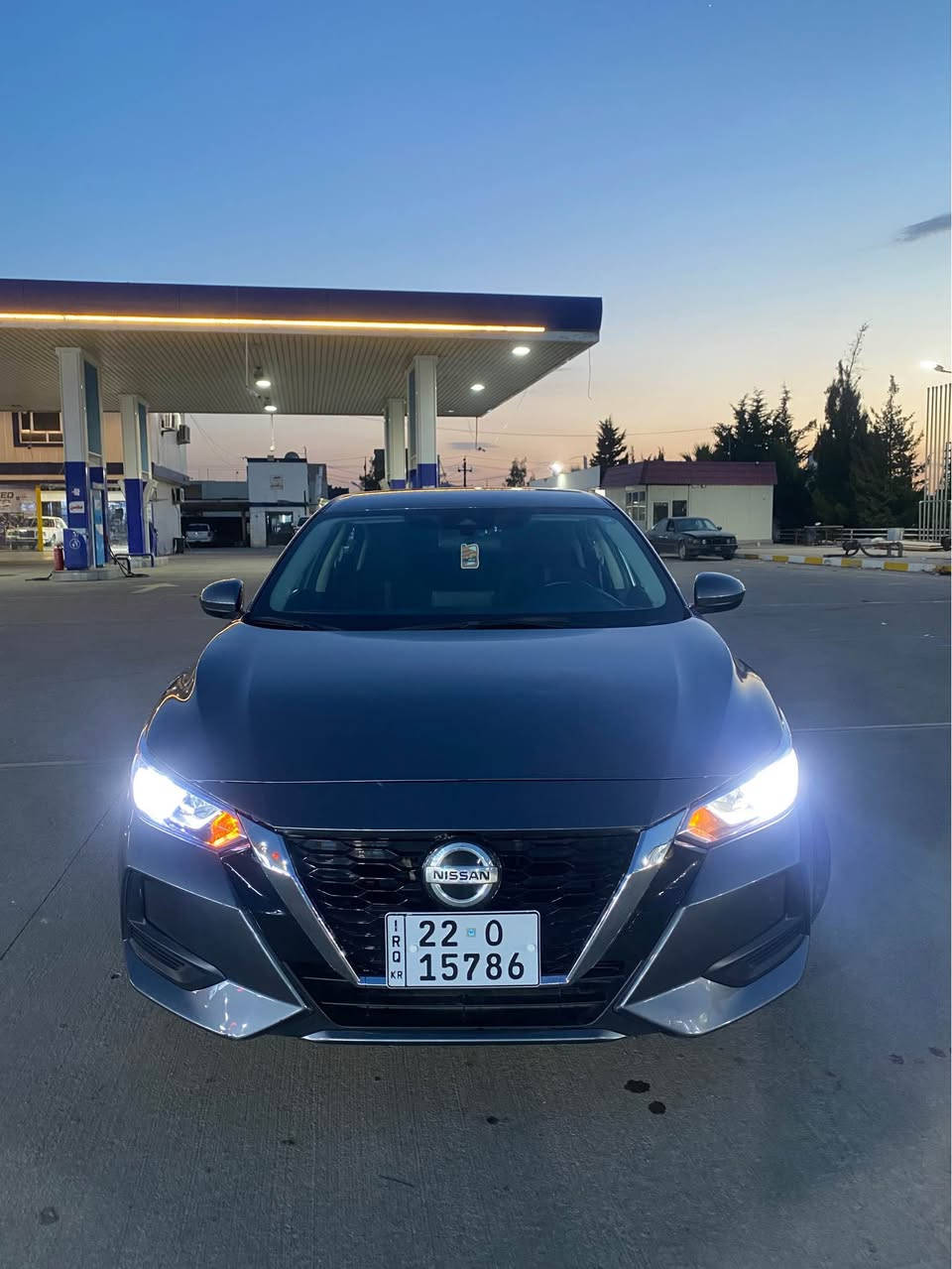 Nissan Sentra SV 2023
کوشن و سوکان هیتەر 
بەس بۆنیت بۆیاغە بێ ژۆرێ 
ئێرباگ سوکان شان 
٥٠٠٠٠ کم
رەقەم و سەنەوی نوێ 
هەولێر 
*********** أربيل, العراق
