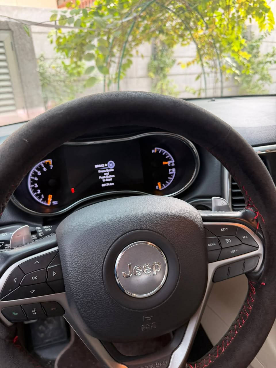 🚘للبيع: Jeep Grand Cherokee لاريدو 2019
خليجي — كفالة عامة وكالة هارلم
الممشى: 74 ألف كم قابل للزيادة

المواصفات:
• رادار جانبي
• رادار خلفي
• إشارات بالمرايا
• مرايا شفط
• نظام ترحيب
• حساسات أمامية وخلفية
• زراگات لايت
• شاشة وسط
• إطارات يابانية Bridgestone جديدة

السيارة نظيفة بمعنى الكلمة 

مكان السيارة ديالى بعقوبة 
                                            
                                                              ***********☎️
