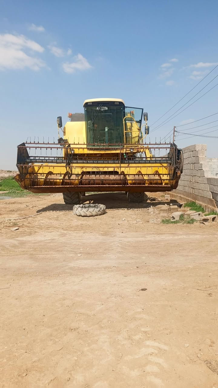 سلام عليكم للبيع حاصوده موديل 2005هدرو 5بلم الاستفسارات تصال عل رقم ***********
